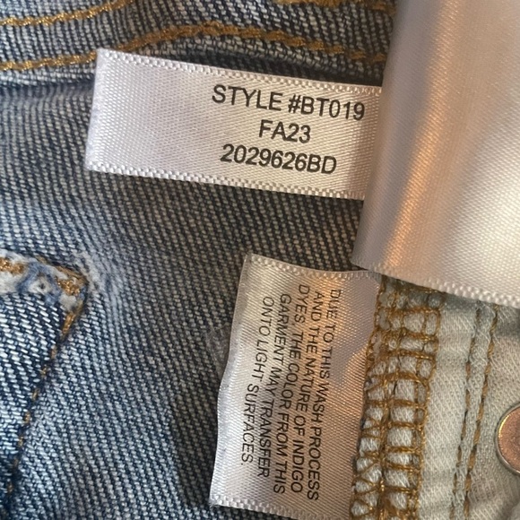 J. Crew Factory Essential Straight Raw Hem Medium Blue Denim Jeans Womens Sz 28 - Picture 11 of 12